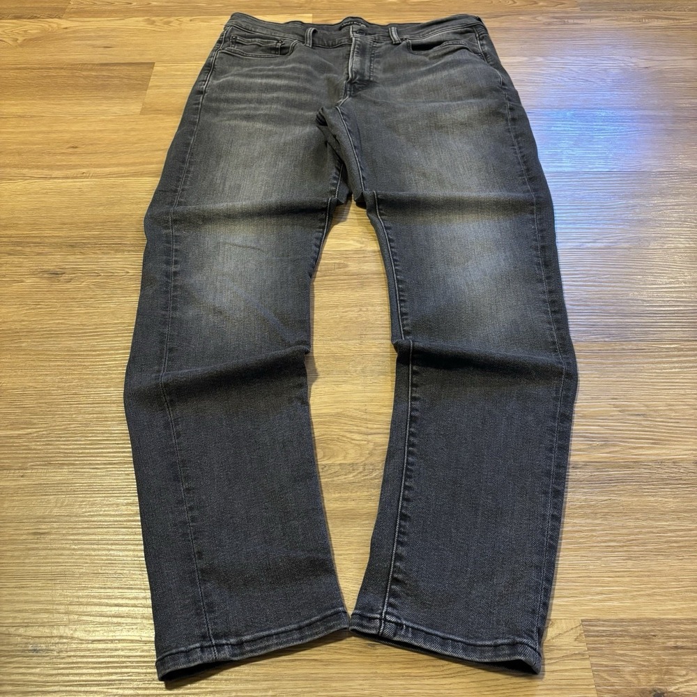 Lucky Brand 411 Athletic Taper Jeans Men's 33x32 Black Denim Stretch Nice Fade